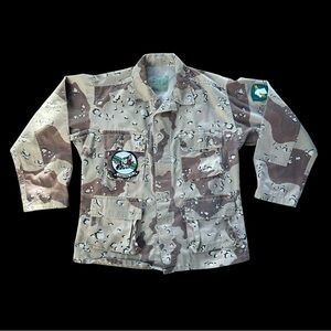 U.S. Army Military Chocolate Chip Camouflage Jacket Shirt with Wolf Patch